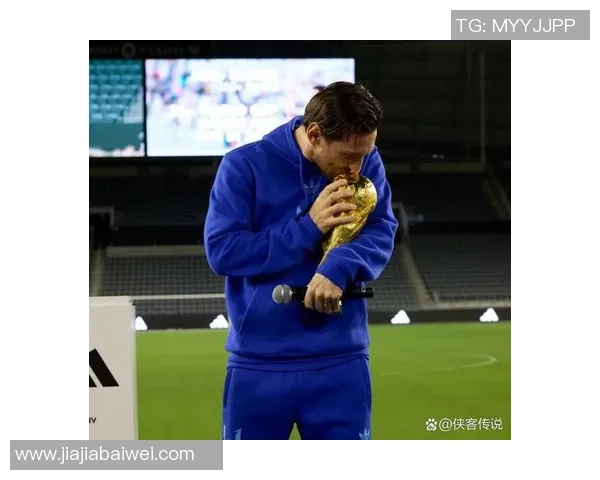 足球球星奇克斯简介及其职业生涯的辉煌与挑战